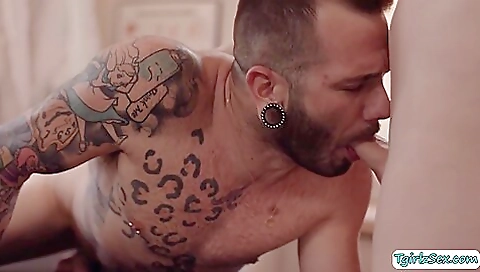 Lusty blonde 18+ trans-stereotypical masseuse fucks client