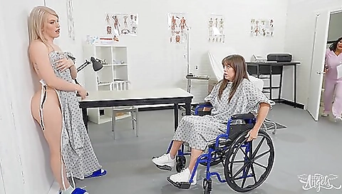 Busty milf fucking sexy shemale shemale till pussy gets fucked