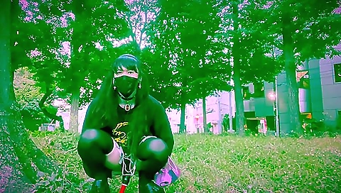 Transsexual babe shows off her sexy stockings in a solo video