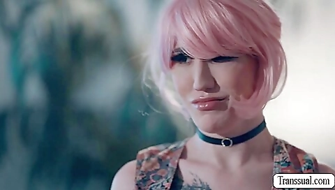 Red head shemale with tattooed body let her sad stepbro bareback